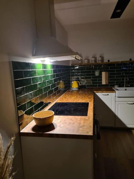 Uroczy Apartament Blisko Centrum - 10 Min Do Plazy Gdynia Dış mekan fotoğraf